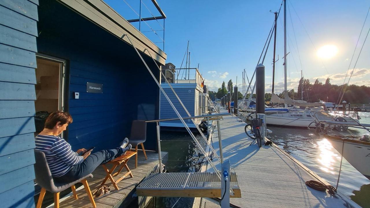 Hausboot Harmonie Hotel Stralsund Eksteriør billede