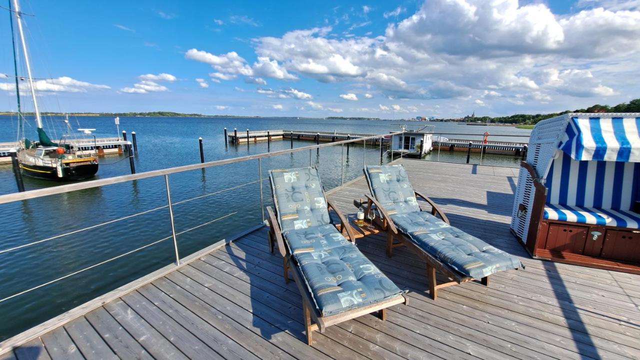 Hausboot Harmonie Hotel Stralsund Eksteriør billede